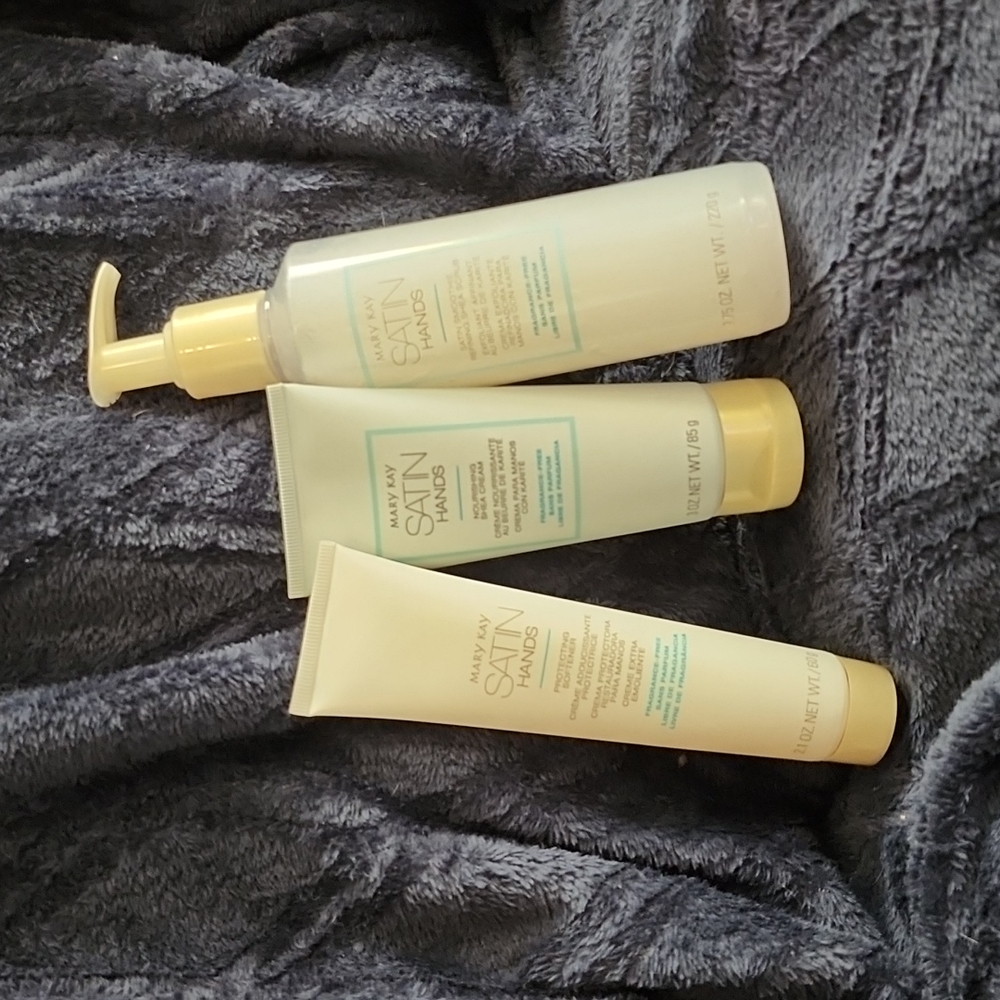Satin hands system
